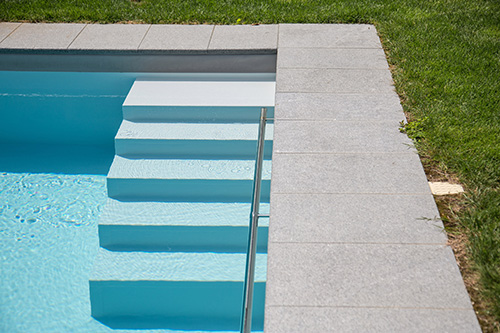 pvc-arme-gris-clair